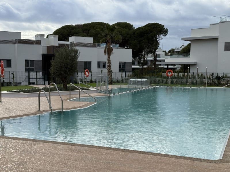 4 soveværelse Lejlighed til salg i Marbella med swimmingpool garage - € 1.470.000 (Ref: 9574944)