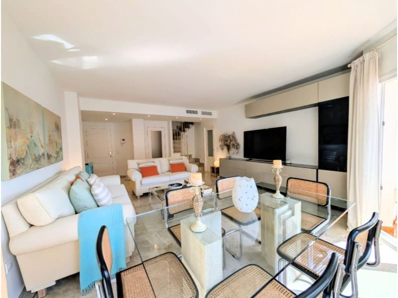 4 quarto Apartamento para venda em San Pedro de Alcantara com piscina garagem - 1 250 000 € (Ref: 9574945)