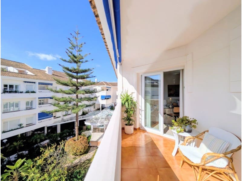 4 quarto Apartamento para venda em San Pedro de Alcantara com piscina garagem - 1 250 000 € (Ref: 9574945)