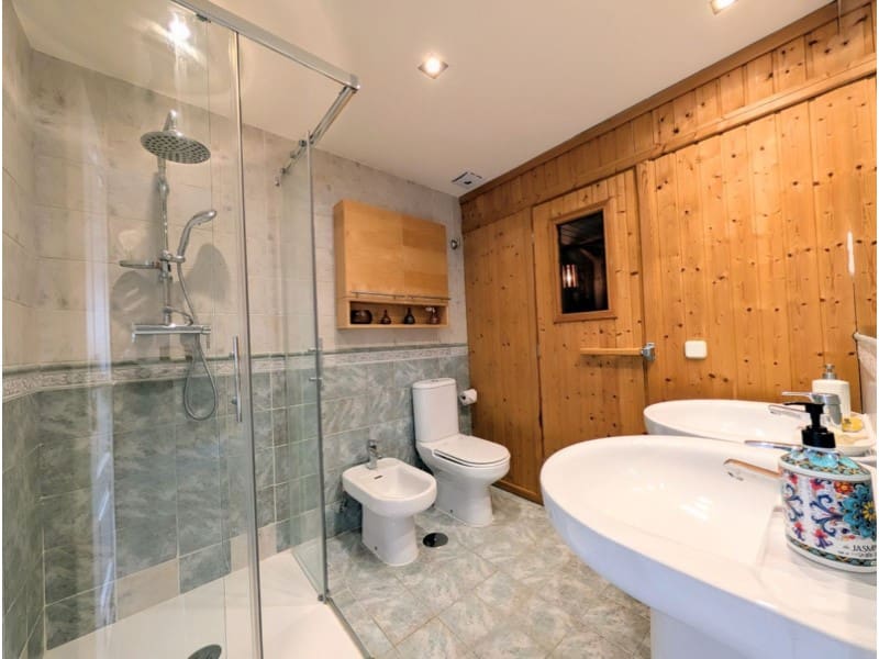 4 quarto Apartamento para venda em San Pedro de Alcantara com piscina garagem - 1 250 000 € (Ref: 9574945)