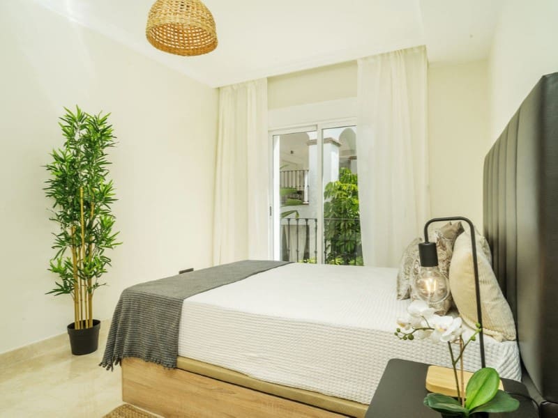 Apartamento de 3 habitaciones en Marbella en venta con piscina garaje - 1.020.000 € (Ref: 9574946)