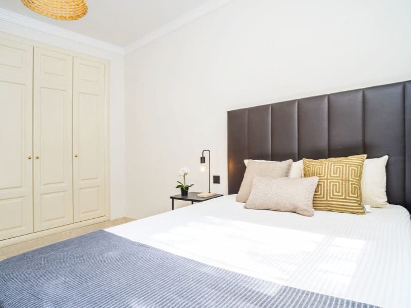 Apartamento de 3 habitaciones en Marbella en venta con piscina garaje - 925.000 € (Ref: 9574947)