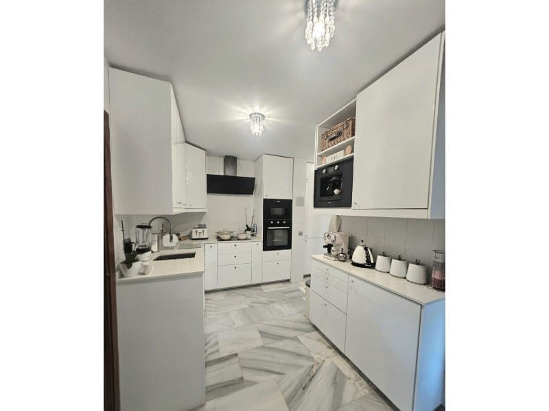 3 Zimmer Villa zu verkaufen in Los Flamingos mit Pool - 590.000 € (Ref: 9574951)