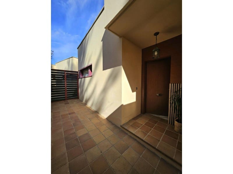 3 Zimmer Villa zu verkaufen in Los Flamingos mit Pool - 590.000 € (Ref: 9574951)