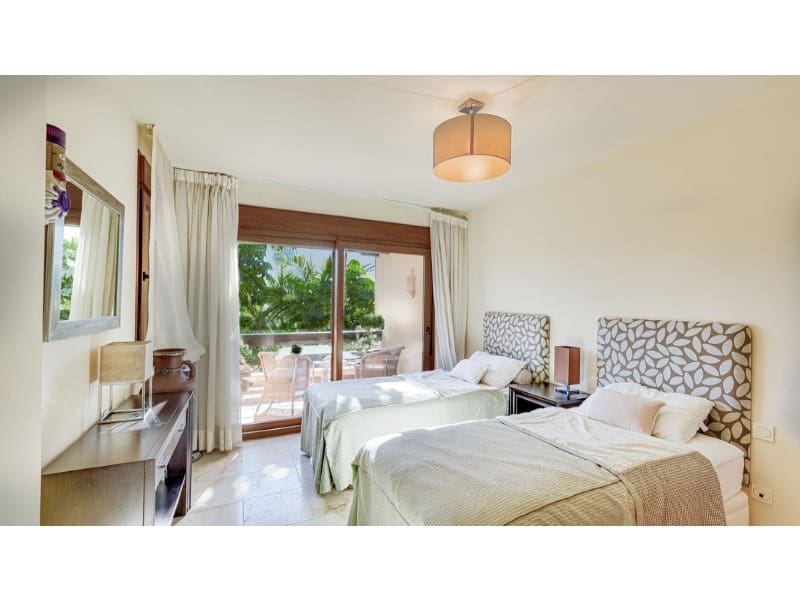 3 sovrum Lägenhet till salu i Atalaya-Isdabe med pool - 995 000 € (Ref: 9574953)