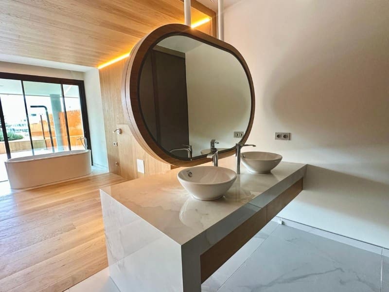 3 Zimmer Apartment zu verkaufen in Fuengirola mit Pool Garage - 1.150.000 € (Ref: 9574955)