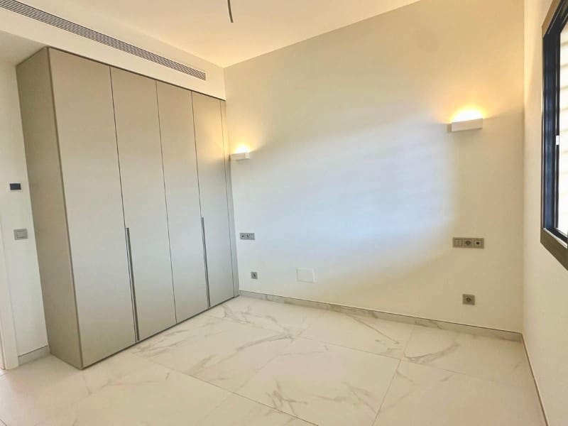 3 Zimmer Apartment zu verkaufen in Fuengirola mit Pool Garage - 1.150.000 € (Ref: 9574955)