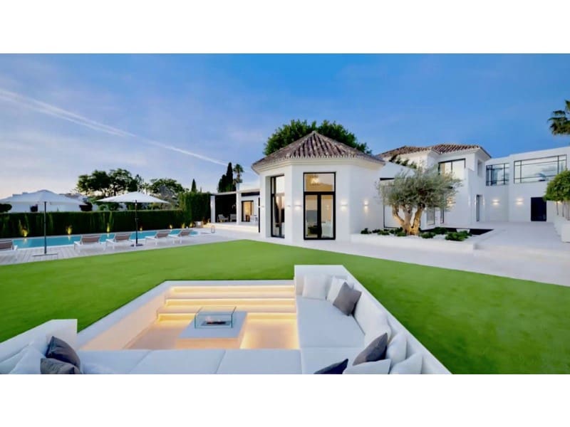 5 makuuhuone Huvila myytävänä paikassa Aloha Golf mukana uima-altaan 
autotalli - 4 475 000 € (Ref: 9574958)