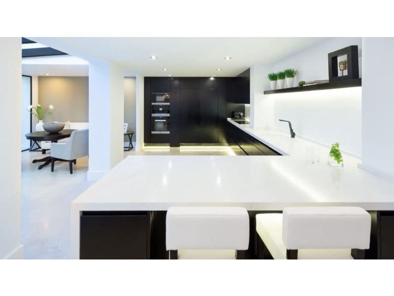 5 makuuhuone Huvila myytävänä paikassa Aloha Golf mukana uima-altaan 
autotalli - 4 475 000 € (Ref: 9574958)