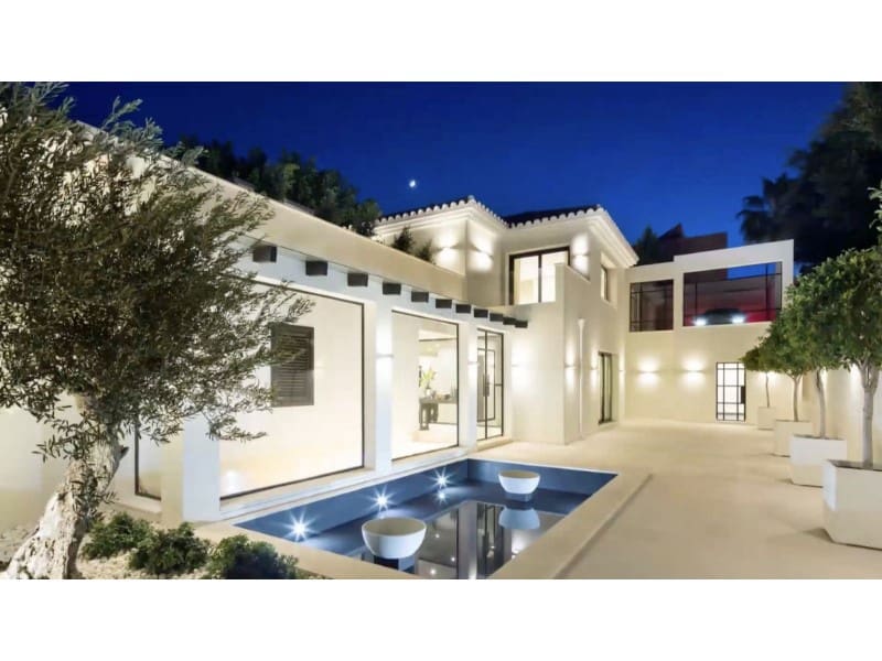 5 makuuhuone Huvila myytävänä paikassa Aloha Golf mukana uima-altaan 
autotalli - 4 475 000 € (Ref: 9574958)