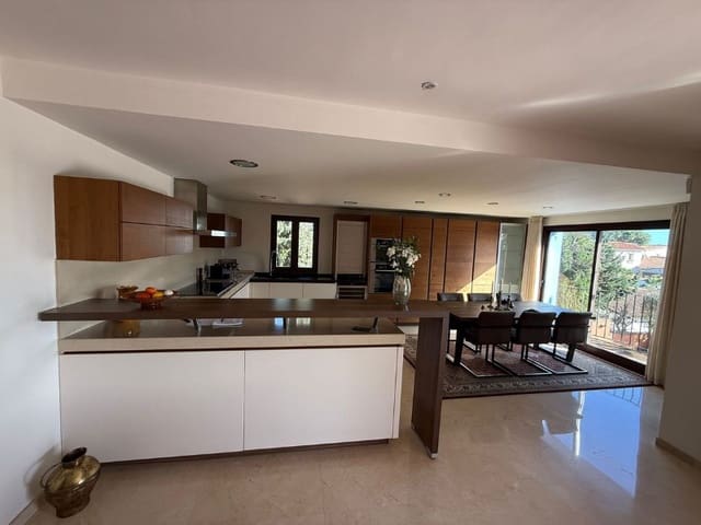 Chalet de 3 habitaciones en Cabopino - Artola, Marbella en venta con piscina - 2.275.000 € (Ref: 9574959)