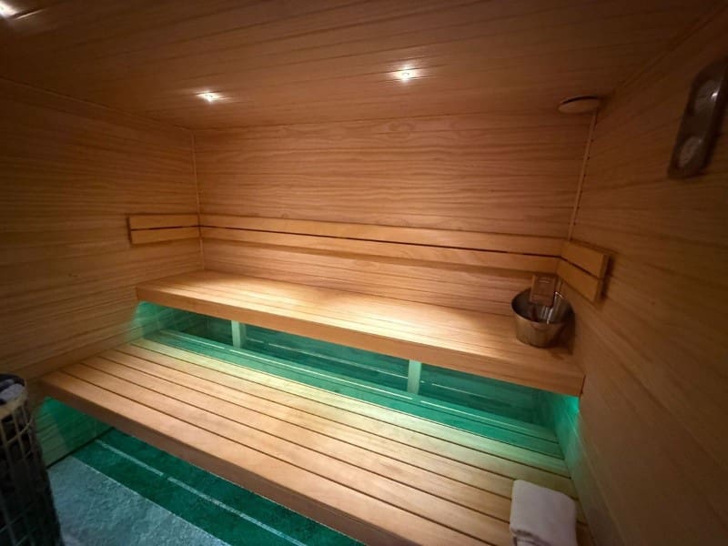 3 Zimmer Villa zu verkaufen in Marbella mit Pool - 2.275.000 € (Ref: 9574959)