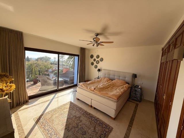 Chalet de 3 habitaciones en Cabopino - Artola, Marbella en venta con piscina - 2.275.000 € (Ref: 9574959)