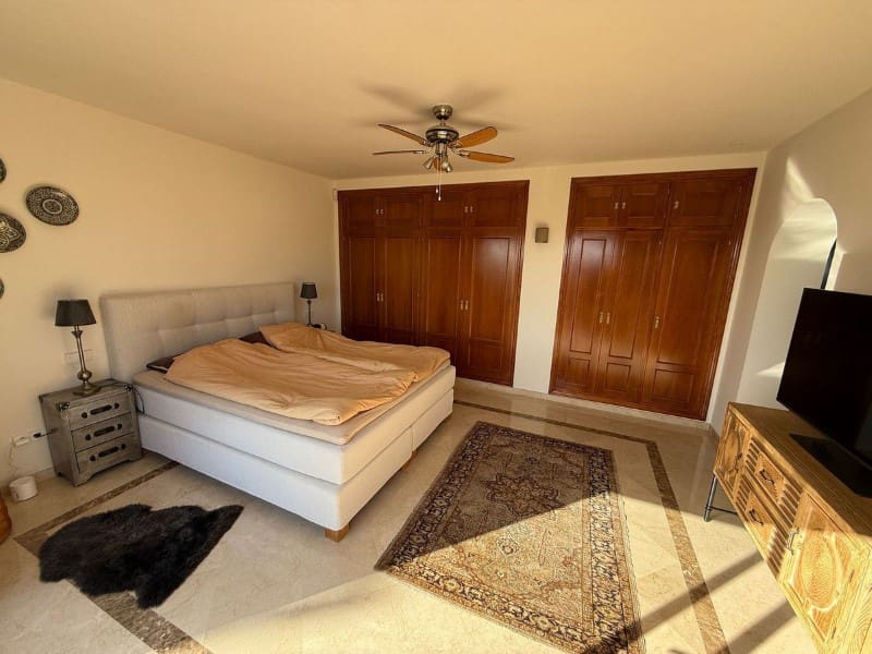 3 Zimmer Villa zu verkaufen in Marbella mit Pool - 2.275.000 € (Ref: 9574959)