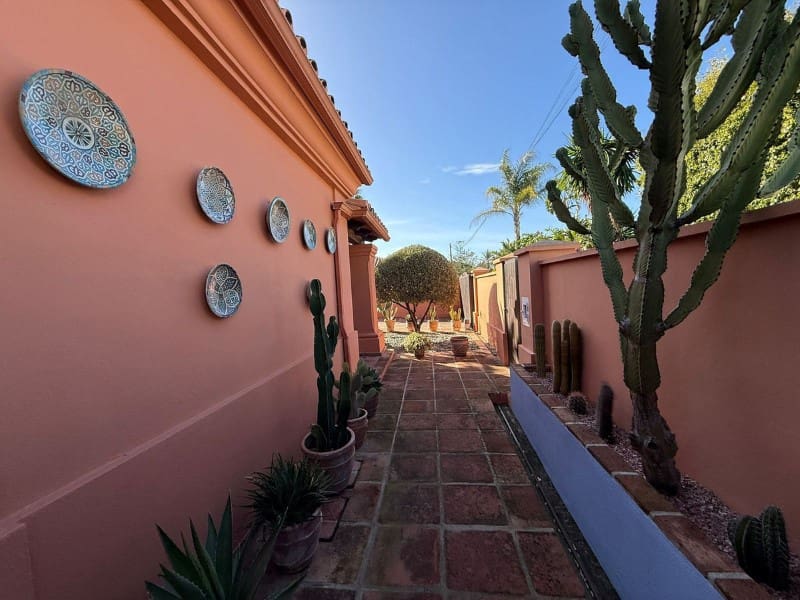 3 Zimmer Villa zu verkaufen in Marbella mit Pool - 2.275.000 € (Ref: 9574959)