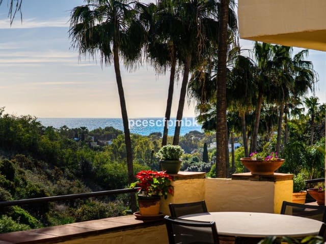 3 makuuhuone Huoneisto myytävänä paikassa Lomas De Marbella, Marbella mukana uima-altaan - 1 100 000 € (Ref: 9574960)