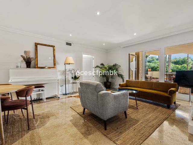 3 makuuhuone Huoneisto myytävänä paikassa Lomas De Marbella, Marbella mukana uima-altaan - 1 100 000 € (Ref: 9574960)