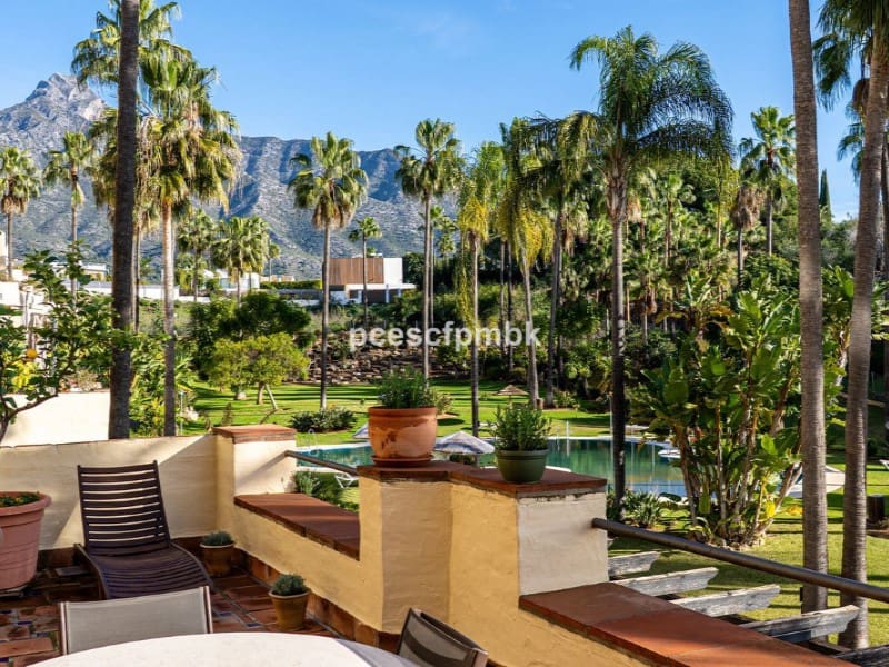 3 makuuhuone Huoneisto myytävänä paikassa Golden Mile mukana uima-altaan - 1 100 000 € (Ref: 9574960)