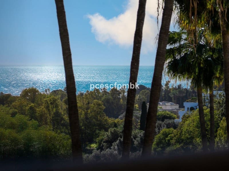 3 makuuhuone Huoneisto myytävänä paikassa Golden Mile mukana uima-altaan - 1 100 000 € (Ref: 9574960)