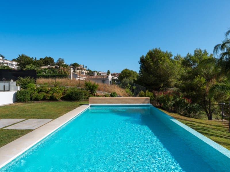 5 makuuhuone Huvila myytävänä paikassa Elviria mukana uima-altaan - 2 999 000 € (Ref: 9574970)