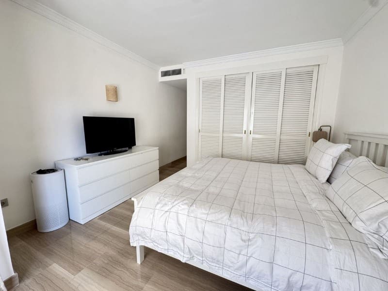 3 slaapkamer Appartement te koop in Elviria met zwembad garage - € 849.000 (Ref: 9574974)