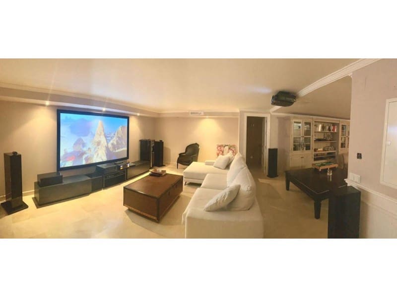 Chalet de 4 habitaciones en New Golden Mile en venta con piscina - 1.800.000 € (Ref: 9574980)