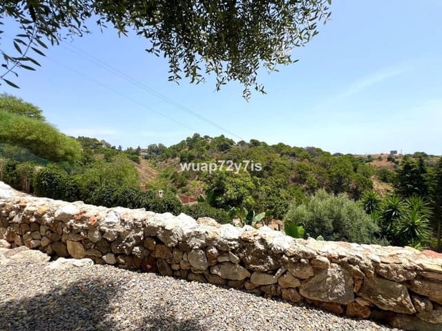 5 Zimmer Villa zu verkaufen in Altos de Estepona, Estepona mit Pool - 1.200.000 € (Ref: 9574981)