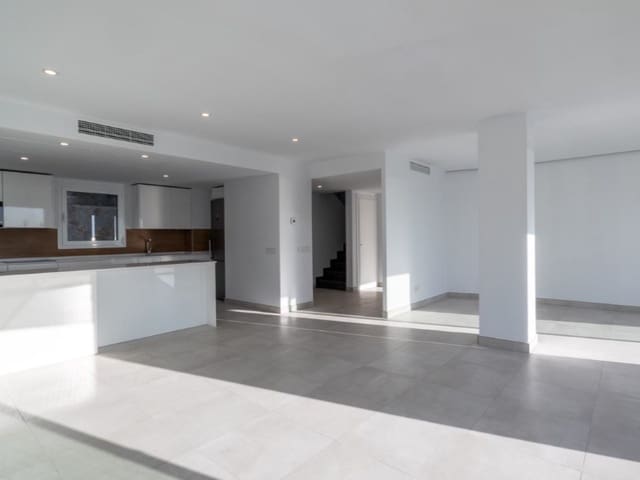 4 Zimmer Apartment zu verkaufen in Alto de los Monteros, Marbella mit Pool - 800.000 € (Ref: 9574982)