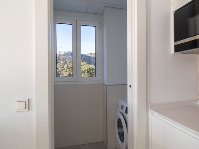 4 Zimmer Apartment zu verkaufen in Alto de los Monteros, Marbella mit Pool - 800.000 € (Ref: 9574982)