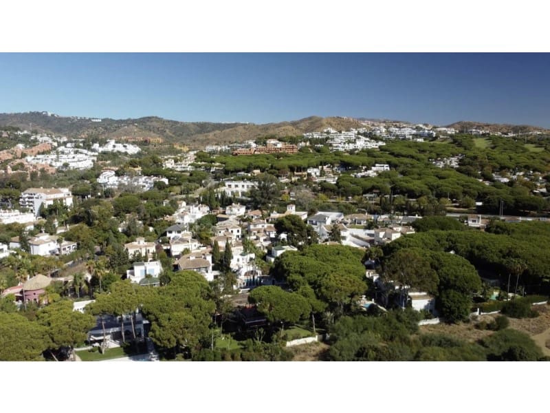 Landgrundstück zu verkaufen in Marbesa - 890.000 € (Ref: 9574989)