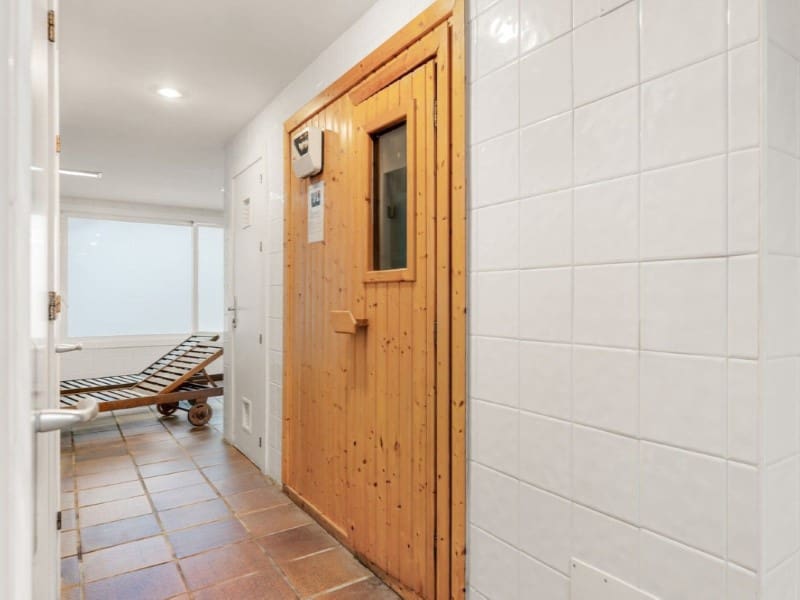 2 bedroom Apartment for sale in Marbella with pool - € 1,210,000 (Ref: 9574990)