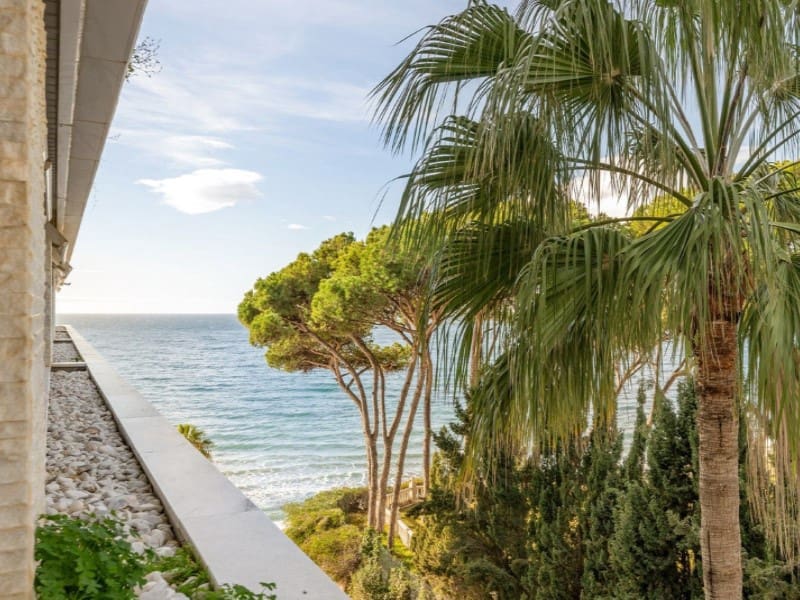 2 bedroom Apartment for sale in Marbella with pool - € 1,210,000 (Ref: 9574990)