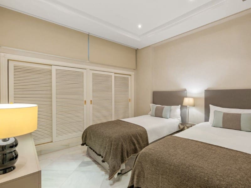 2 bedroom Apartment for sale in Marbella with pool - € 1,210,000 (Ref: 9574990)