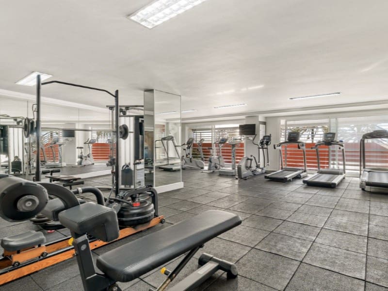 2 bedroom Apartment for sale in Marbella with pool - € 1,210,000 (Ref: 9574990)