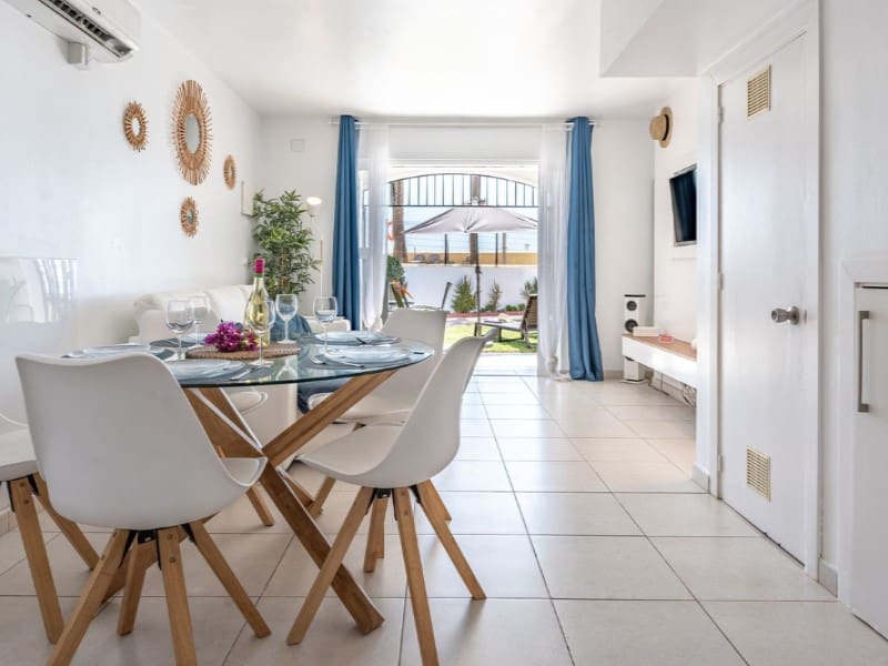 2 slaapkamer Huis te koop in Calahonda met zwembad - € 580.000 (Ref: 9574996)