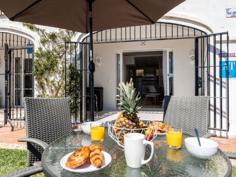 2 slaapkamer Huis te koop in Calahonda met zwembad - € 580.000 (Ref: 9574996)