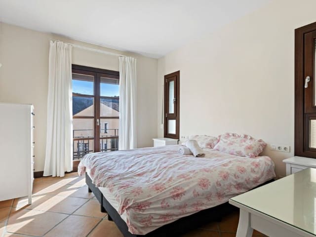 4 Zimmer Villa zu verkaufen in Benahavís pueblo, Benahavís mit Pool - 525.000 € (Ref: 9574998)