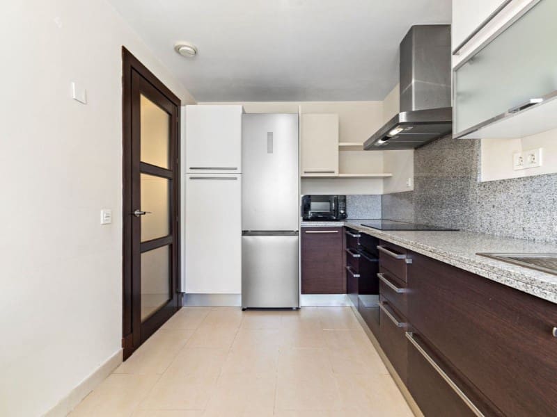 4 chambre Villa/Maison à vendre à Benahavis avec piscine - 525 000 € (Ref: 9574998)