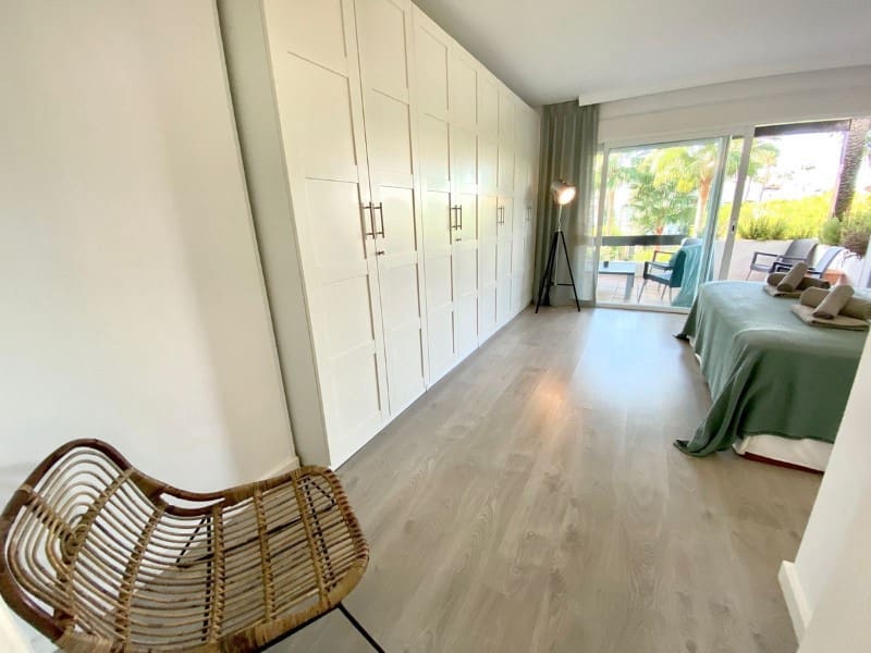 3 soverom Hus til salgs i New Golden Mile med svømmebasseng - € 890 000 (Ref: 9575004)