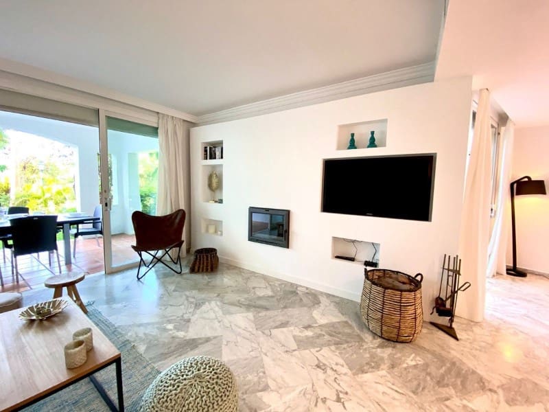 3 soverom Hus til salgs i New Golden Mile med svømmebasseng - € 890 000 (Ref: 9575004)