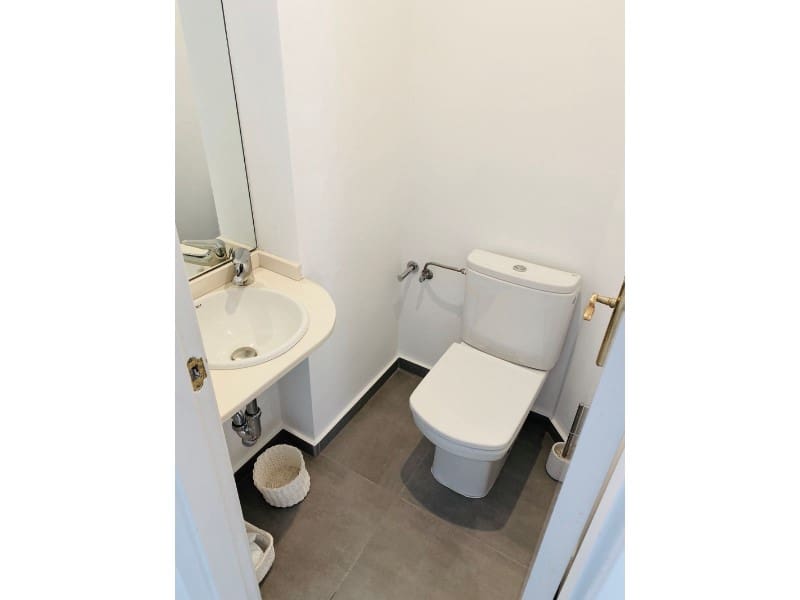 3 soverom Hus til salgs i New Golden Mile med svømmebasseng - € 890 000 (Ref: 9575004)