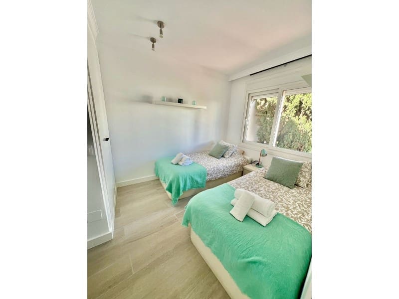 3 soverom Hus til salgs i New Golden Mile med svømmebasseng - € 890 000 (Ref: 9575004)