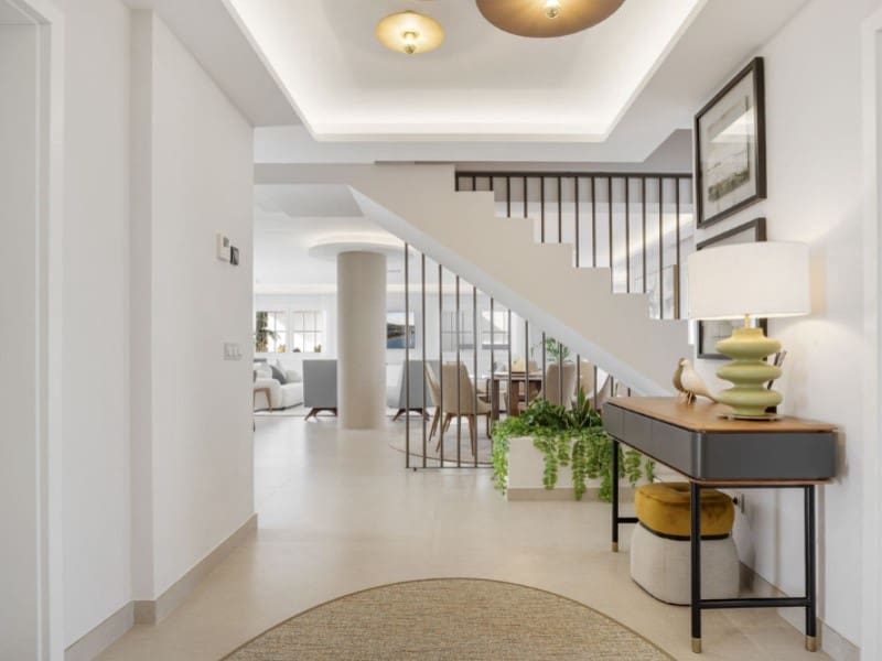 5 slaapkamer Appartement te koop in Nueva Andalucia met zwembad - € 1.895.000 (Ref: 9576437)