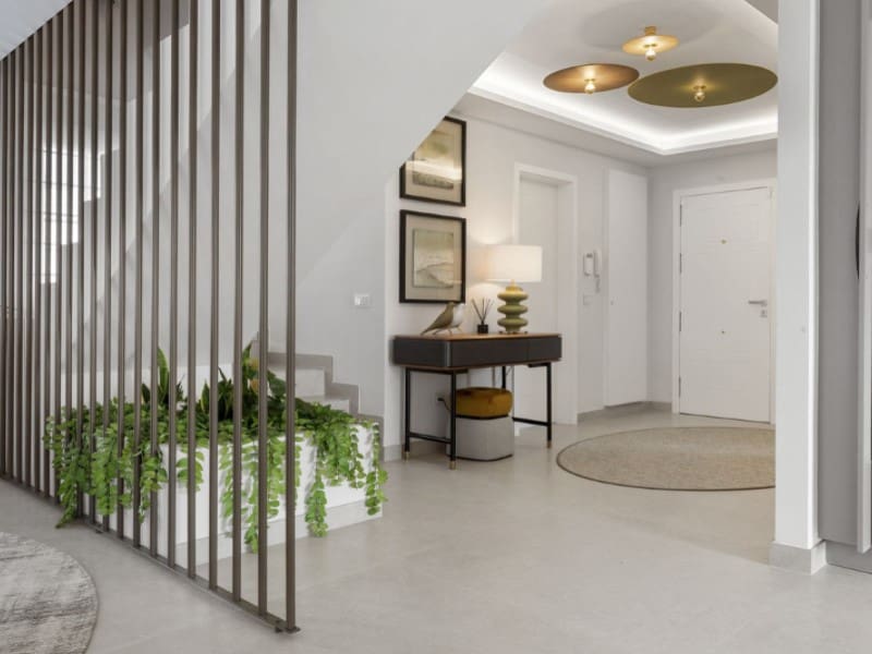 5 slaapkamer Appartement te koop in Nueva Andalucia met zwembad - € 1.895.000 (Ref: 9576437)