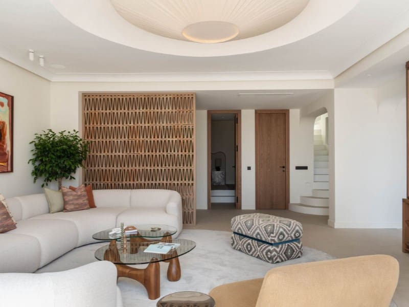 3 sypialnia Willa na sprzedaż w Golden Mile z basenem garażem - 5 995 000 € (Ref: 9576438)