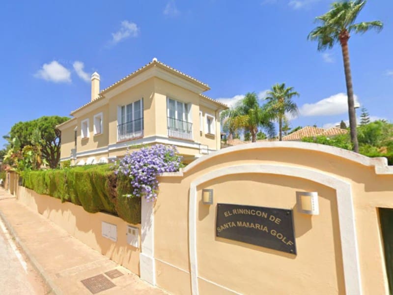 3 Zimmer Villa zu verkaufen in Elviria mit Pool - 695.000 € (Ref: 9576443)