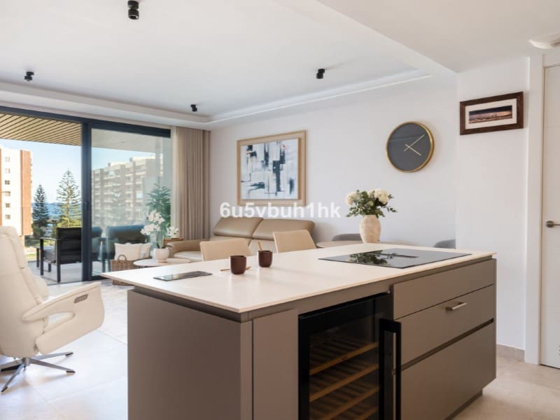 2 soverom Leilighet til salgs i Fuengirola med svømmebasseng - € 695 000 (Ref: 9576448)