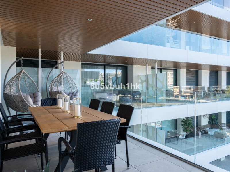 2 soverom Leilighet til salgs i Fuengirola med svømmebasseng - € 695 000 (Ref: 9576448)