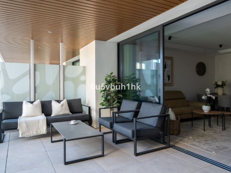 2 soverom Leilighet til salgs i Fuengirola med svømmebasseng - € 695 000 (Ref: 9576448)