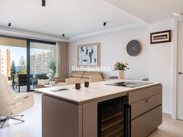 2 Zimmer Apartment zu verkaufen in Centro ciudad, Fuengirola mit Pool - 695.000 € (Ref: 9576448)